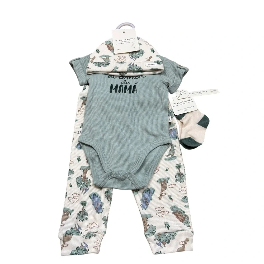 Brand new with Tags Tahari Baby 4 Piece Set Size 6-9 Months